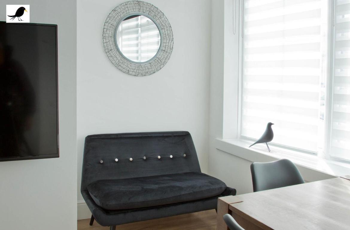 Blackbird And Luxury 11 Apartment Blackpool